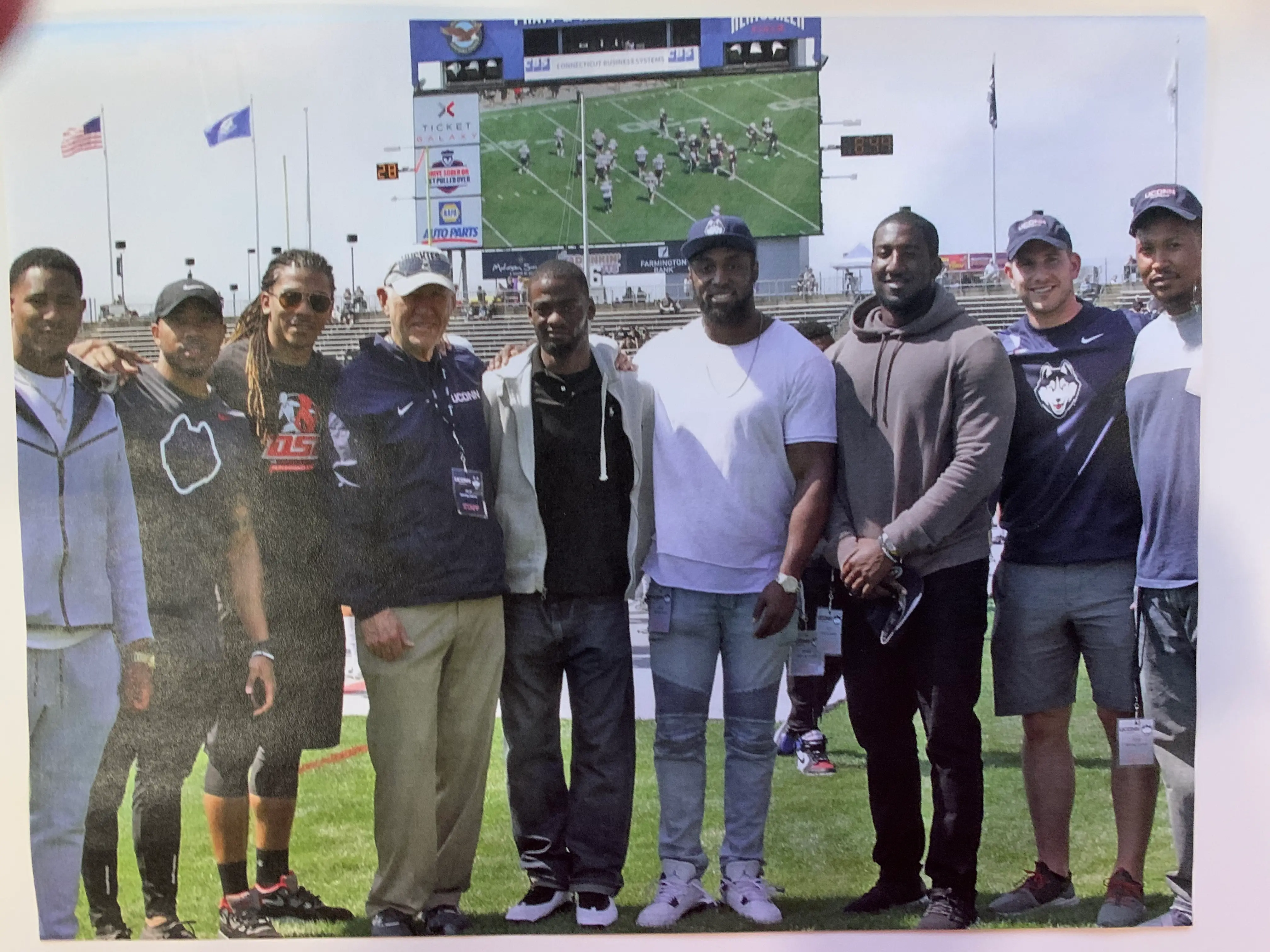 FootballAlumniRent2